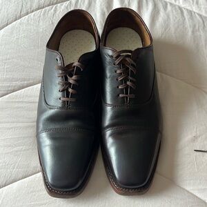 Thursday Executive Oxfords 11.5US